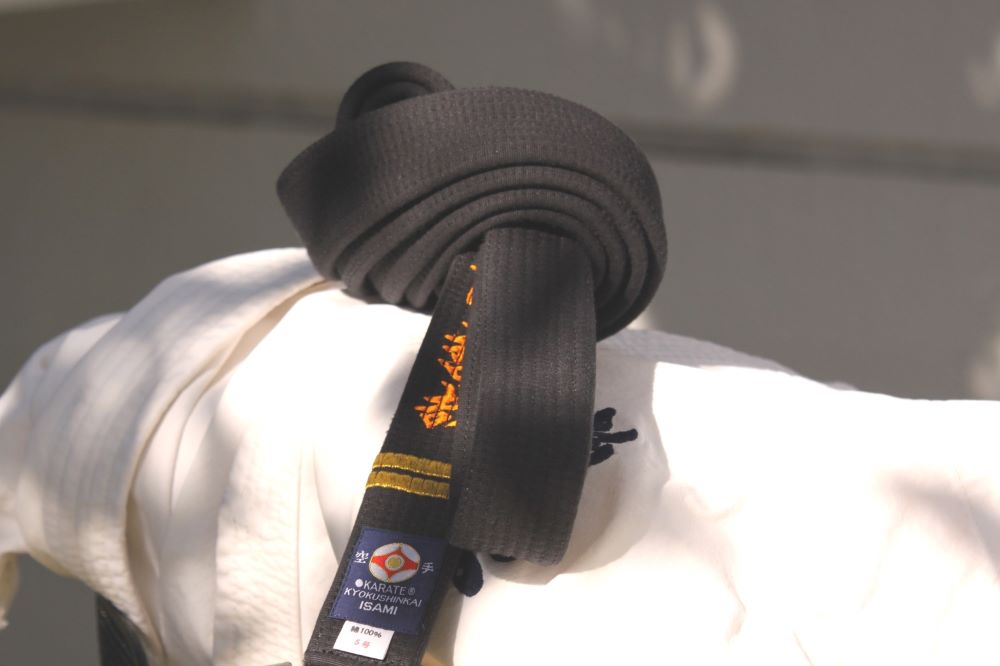 ☆極真 会館 極真空手 狭い 空手 黒帯 帯幅4.7cm 4 